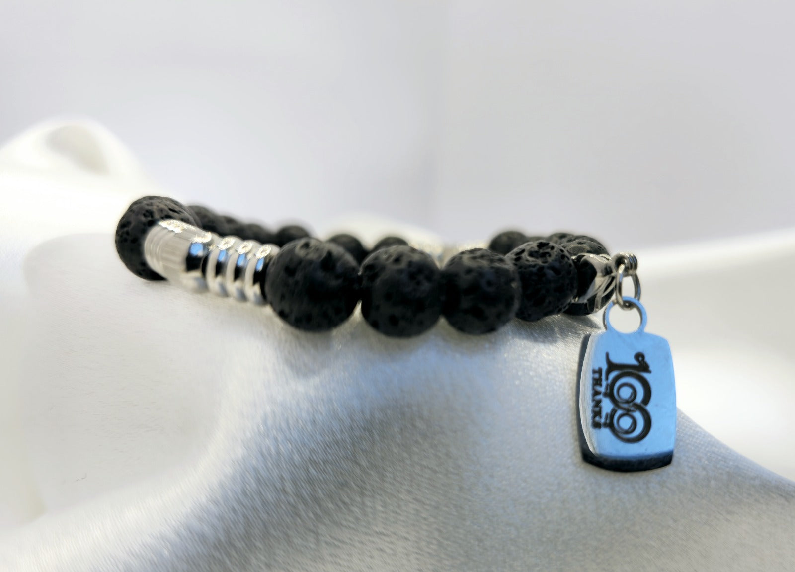 Pulsera 100 Thanks de Lava Volcánica
